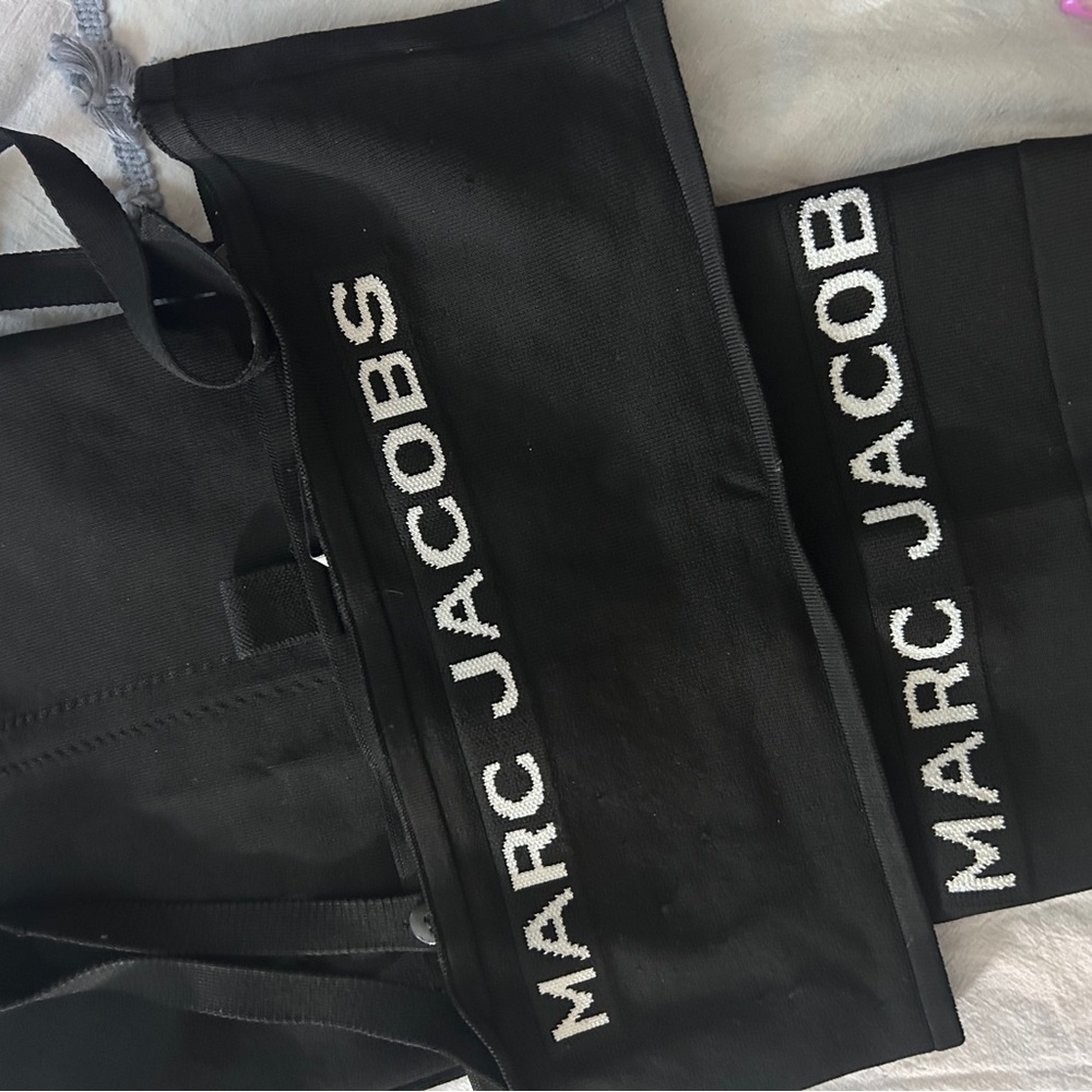 Marc Jacob set - Picture 2 of 3